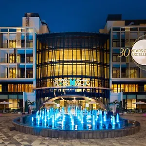 Hotel Millennium Place Mirdif